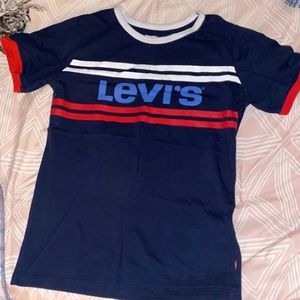 Levi’s T-shirt (Youth Large)